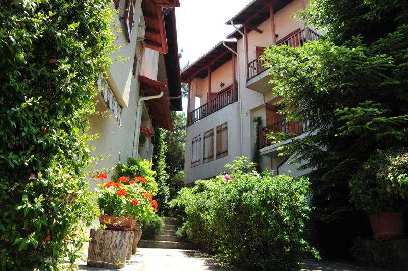 Guesthouse Papanikolaou ลิโตโครอน ภายนอก รูปภาพ